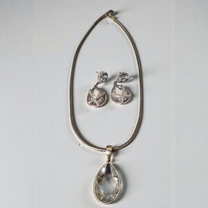 Tear Drop Neckllace & Earring Set